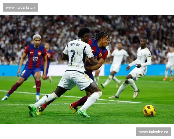 阿拉巴中场重生！阿隆索复刻瓜帅神操作，皇马铁卫或迎生涯第二春