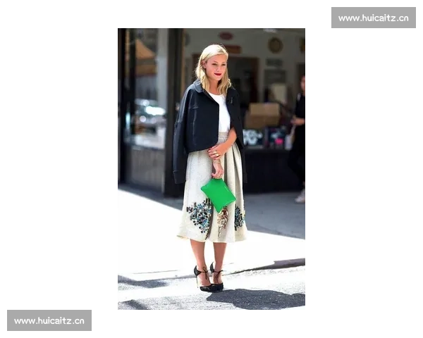 陈梦晒四宫格美照惊艳！香槟长裙配小香风外套，全红婵点赞：我的公主殿下